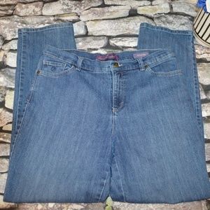 Gloria Vanderbilt Women's Blue Jeans Size 10